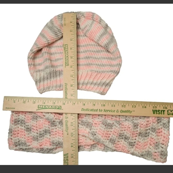 Handmade Crochet Beanie Hat And Scarf pink gray white - Picture 11 of 12